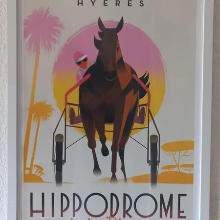 Duplex Port Vue Hippodrome Daire Hyères